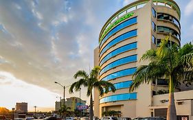 Howard Johnson Hotel Guayaquil